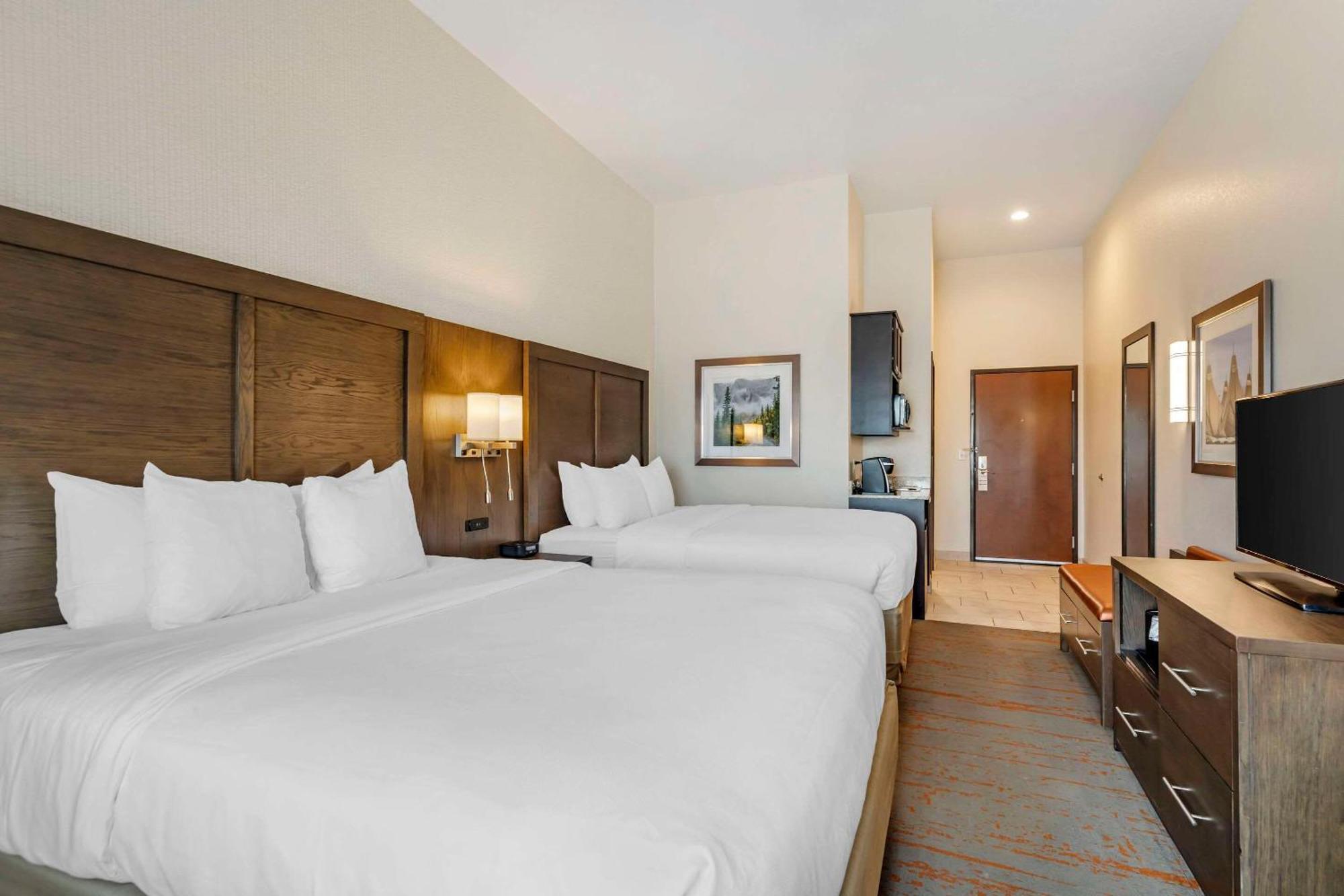 Comfort Inn & Suites Brighton Denver Ne Medical Center Extérieur photo