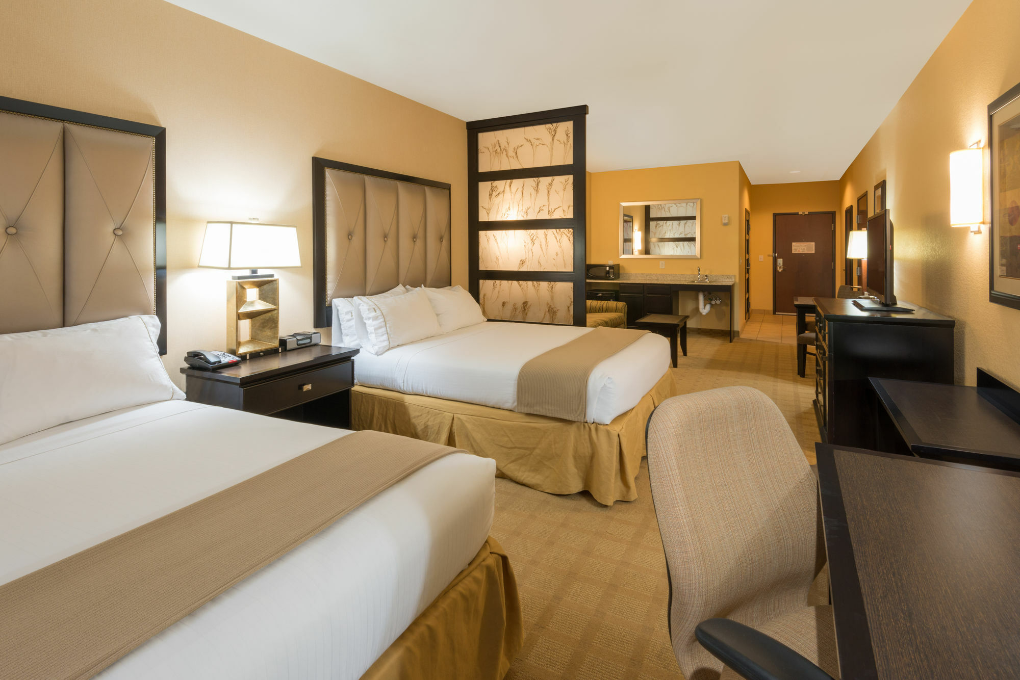 Comfort Inn & Suites Brighton Denver Ne Medical Center Extérieur photo